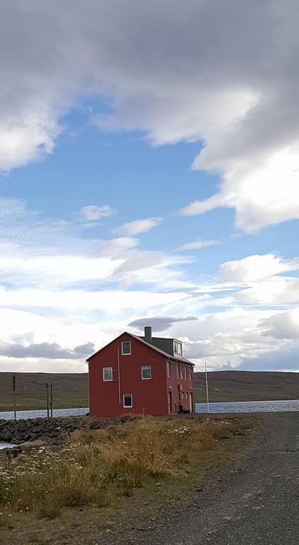 Tangahus Guesthouse Bortheyri Eksteriør bilde