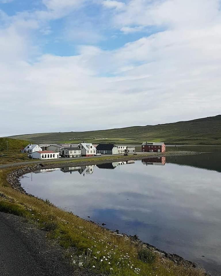 Tangahus Guesthouse Bortheyri Eksteriør bilde